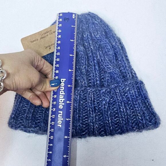 Mohair n Wool Blue twist chains Beanie NWT handmade. Never used. Warm. Soft. - Picture 6 of 12